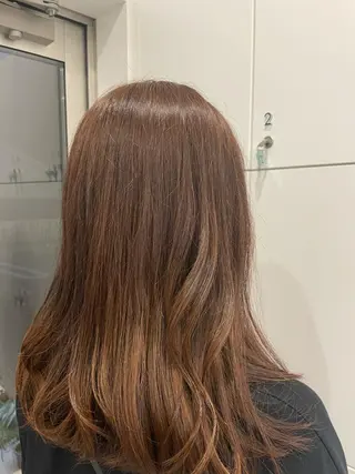 ロング カラー RUQWA所属・中根 麻友香のヘアスタイル