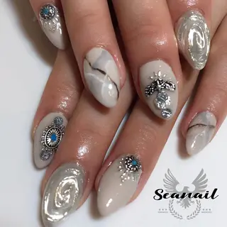 ネイル 小尾 栞のネイルデザイン