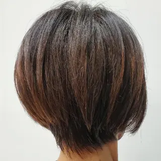 ショート カラー 顔まわりデザイン🌿 ふじこのヘアスタイル