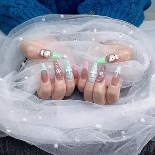 ネイル パーツ全部¥110 サロンミミのネイルデザイン