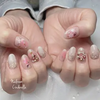 ネイル Nailroom. Cinderellaのネイルデザイン