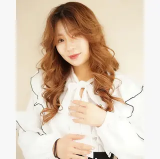 ロング ヘアアレンジ 💙美髪救世主💙 関華蓮のヘアスタイル