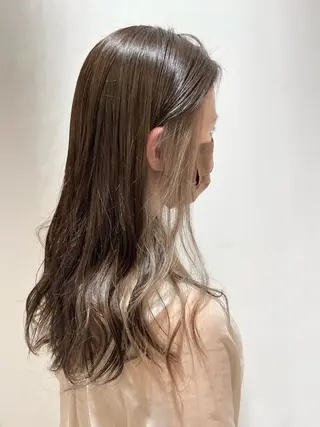 ロング カラー 🐺ウルフ/レイヤー 似合わせ‎🤍沙羅のヘアスタイル