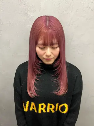 ロング 綾乃／デザインカラー ／ハイトーン／ボブのヘアスタイル