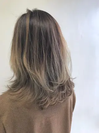 ミディアム カラー hair &eye LAWE.店長のヘアスタイル