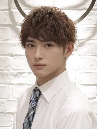 ショート 阿多 克昇のヘアスタイル