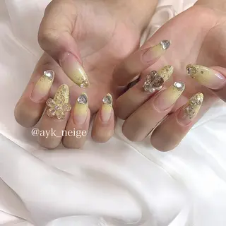 ネイル n'eige nail所属・大谷 綾香のネイルデザイン