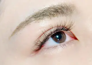 マツエク・マツパ アイデザイナー Key(ケイ)の眉毛・アイブロウイメージ