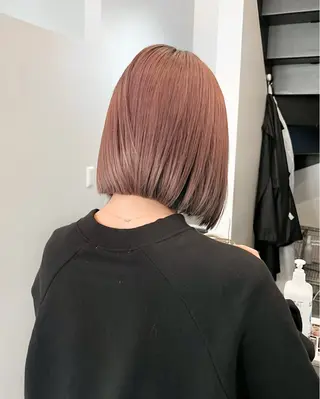 ショート カラー かえで🧶 ボブ/ハイトーンのヘアスタイル