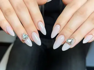 ネイル J&C Nail Salon吉祥寺所属・YU KIのネイルデザイン
