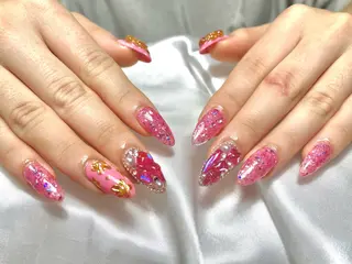 ネイル alma (アルマ)のネイルデザイン