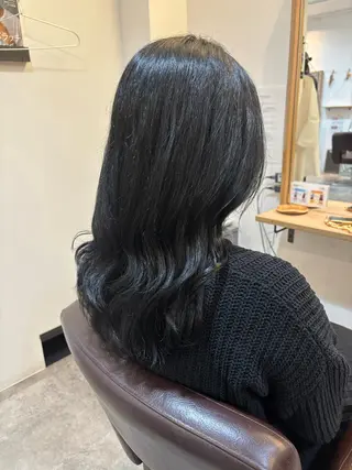 セミロング カラー RISE SWELL momone江坂のヘアスタイル