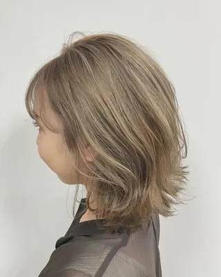 ショート カラー LaBless梅田 🎀坂本リオのヘアスタイル