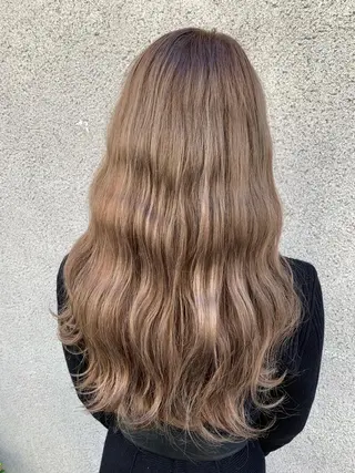 ロング カラー 🌈艶ハイトーン🌈 心を込めます🤝涼介のヘアスタイル