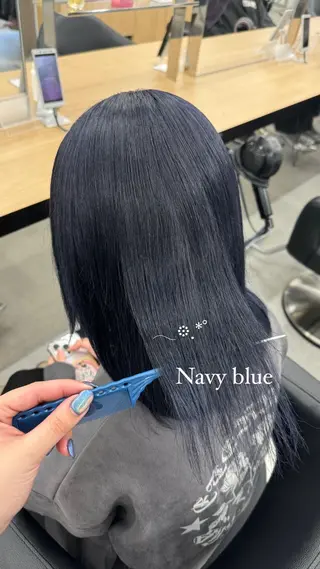 ミディアム カラー 暗髪🩶ラベンダー/ ブルー/ユウナ🤍のヘアスタイル