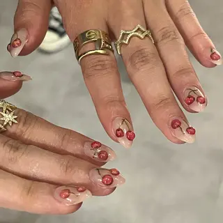 ネイル 🪐富島彩夏 /海外nail🪐のネイルデザイン