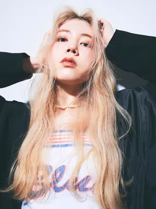 ロング カラー ヘアアレンジ 韓国/ハイトーン/ ボブ🎀MIKU🎀のヘアスタイル