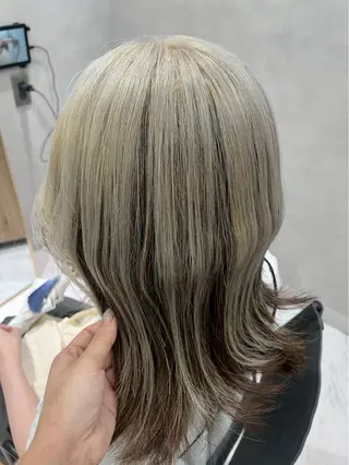 セミロング カラー ハイトーン/韓国風/ 艶髪/吉祥寺のヘアスタイル