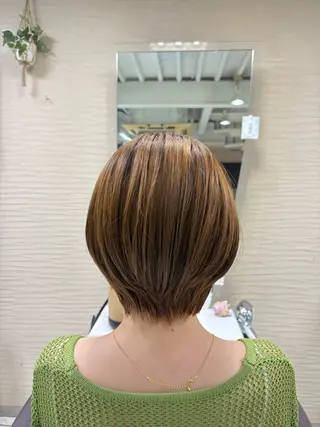 ショート イシカワ ユウタのヘアスタイル