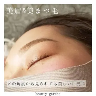 マツエク・マツパ U_la所属・U_la [ウーラ] 片岡の眉毛・アイブロウイメージ