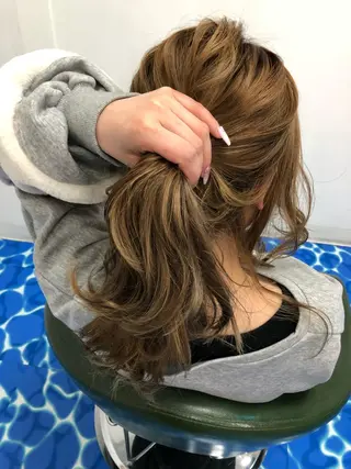 セミロング カラー CoCooN Hiromiのヘアスタイル