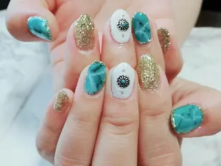 ネイル a.m.p nail所属・高山 奈津美のネイルデザイン