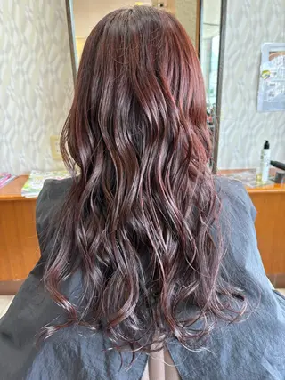 ロング カラー 亀山 来未のヘアスタイル
