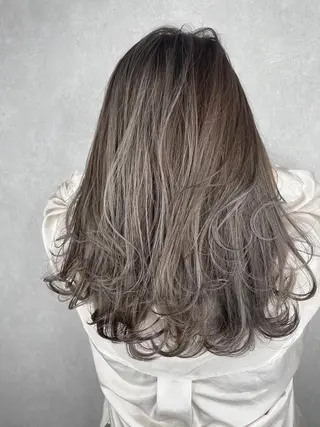 ロング カラー BUCKS【天王寺】 バックス【駅30秒】のヘアスタイル