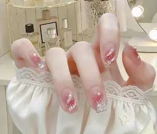 ネイル 小島 阿佑美のネイルデザイン