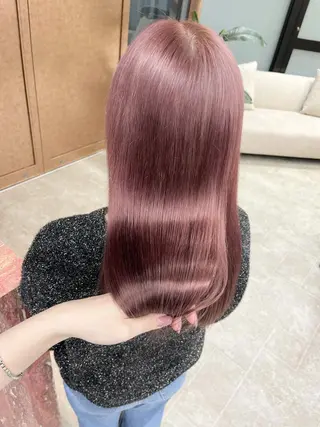 ロング MATTY azusaのヘアスタイル