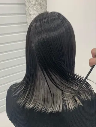 セミロング カラー TAKUMI .のヘアスタイル