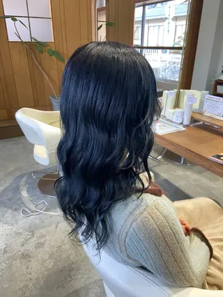 ロング カラー fulam所属・MIKU ／fulamのヘアスタイル