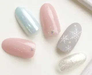 ネイル ゲン レイカのネイルデザイン