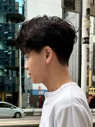 ショート THE ESCALA 町田店所属・町田/メンズカット/ センターパート/細木のヘアスタイル