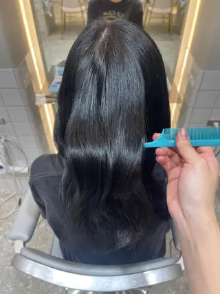 ロング 新宿/韓国風レイヤー /艶カラーRionaのヘアスタイル