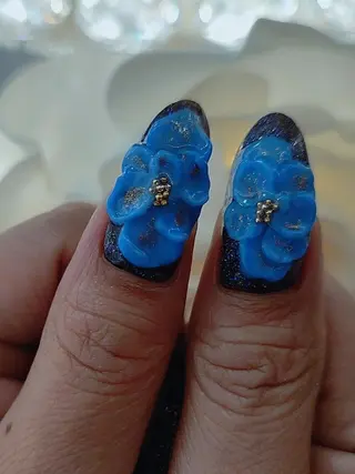 ネイル RUNWAY 　　の眉毛・アイブロウイメージ