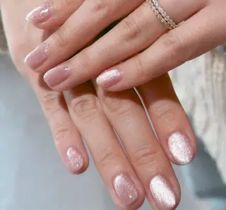 ネイル m.grey beauty salon所属・吉田 菜摘のネイルデザイン