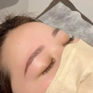 アイブロウ 【束感まつげ🩷】 上原 あみのマツエク・マツパデザイン