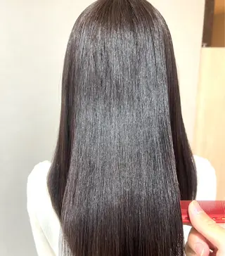 ロング カラー Realme  京都四条烏丸ドゥエby  yk所属・脱・パサつき髪 /髪質改善　小塚耀介のヘアスタイル