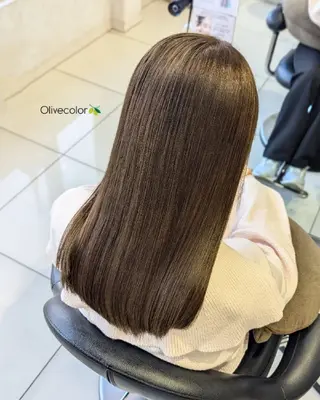 セミロング 髪質改善/お呼ば れヘア/透明感カラーのヘアスタイル