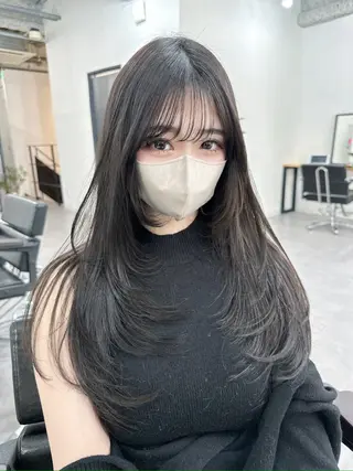 ロング kiti Sakaeのヘアスタイル