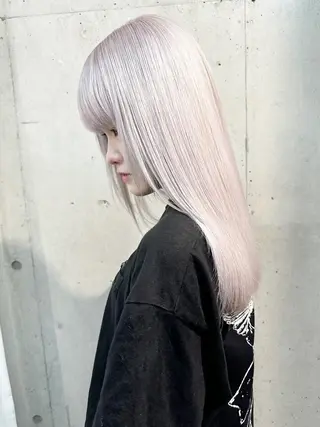 ロング カラー lani ブリーチ /ダブルカラーのヘアスタイル