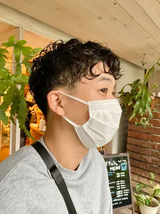 パーマ メンズ BELLA阿部野 TOMOMIのヘアスタイル