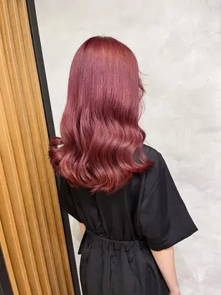 ミディアム 濱川響太レディース カットモデルのヘアスタイル