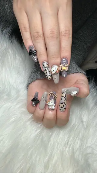 ネイル Hi beauty テイのネイルデザイン