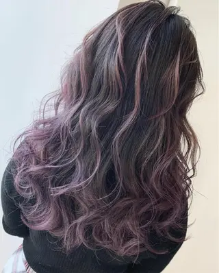 ロング カラー パーマ ヘアアレンジ 【公式】amble luxe池袋東口🩷のヘアスタイル