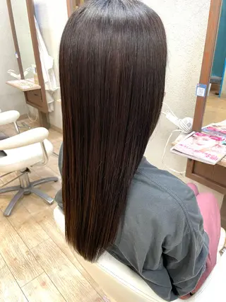 ロング 松下 由恵のヘアスタイル