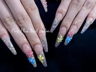 ネイル One plus StudioNailのネイルデザイン