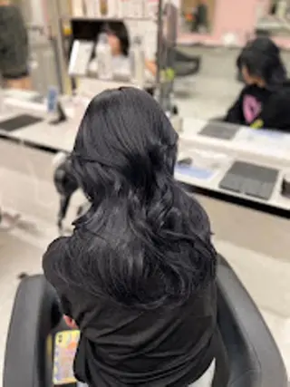 カラー 🪞THEATER 表参道店🩰のヘアスタイル