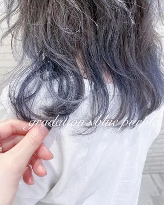 ミディアム 横浜🍒ルーツカラー エクステ／RIEのヘアスタイル